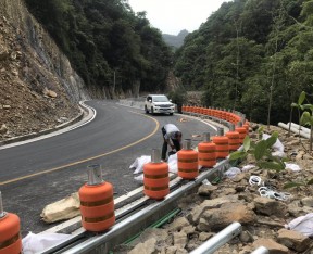 四川循化施工乡村公路旋转桶护栏